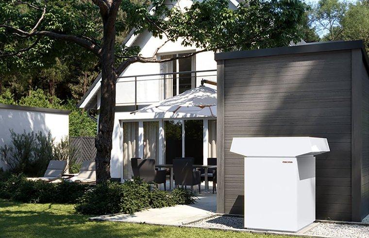 Zunanja enota toplotne črpalke zrak-voda.