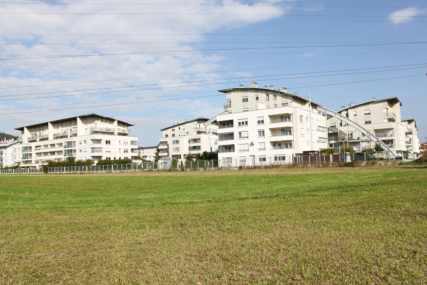 Stanovanjsko naselje Tacenski dvori, Ljubljana