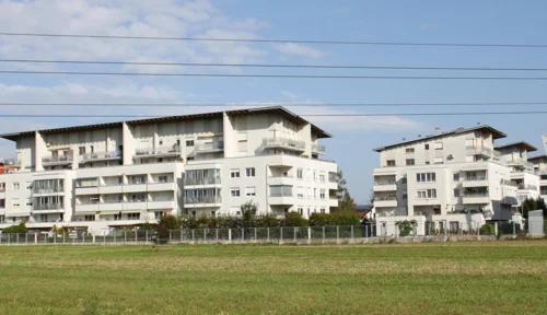 Stanovanjsko naselje Tacenski dvori, Ljubljana