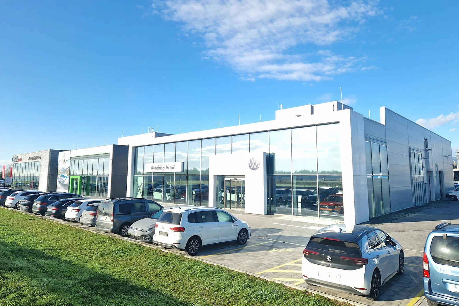 Avtohiša Vrtač, Kranj